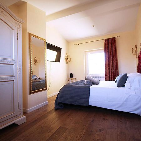 Homedoapartments Deluxe Terme Suite ฟลอเรนซ์ ภายนอก รูปภาพ