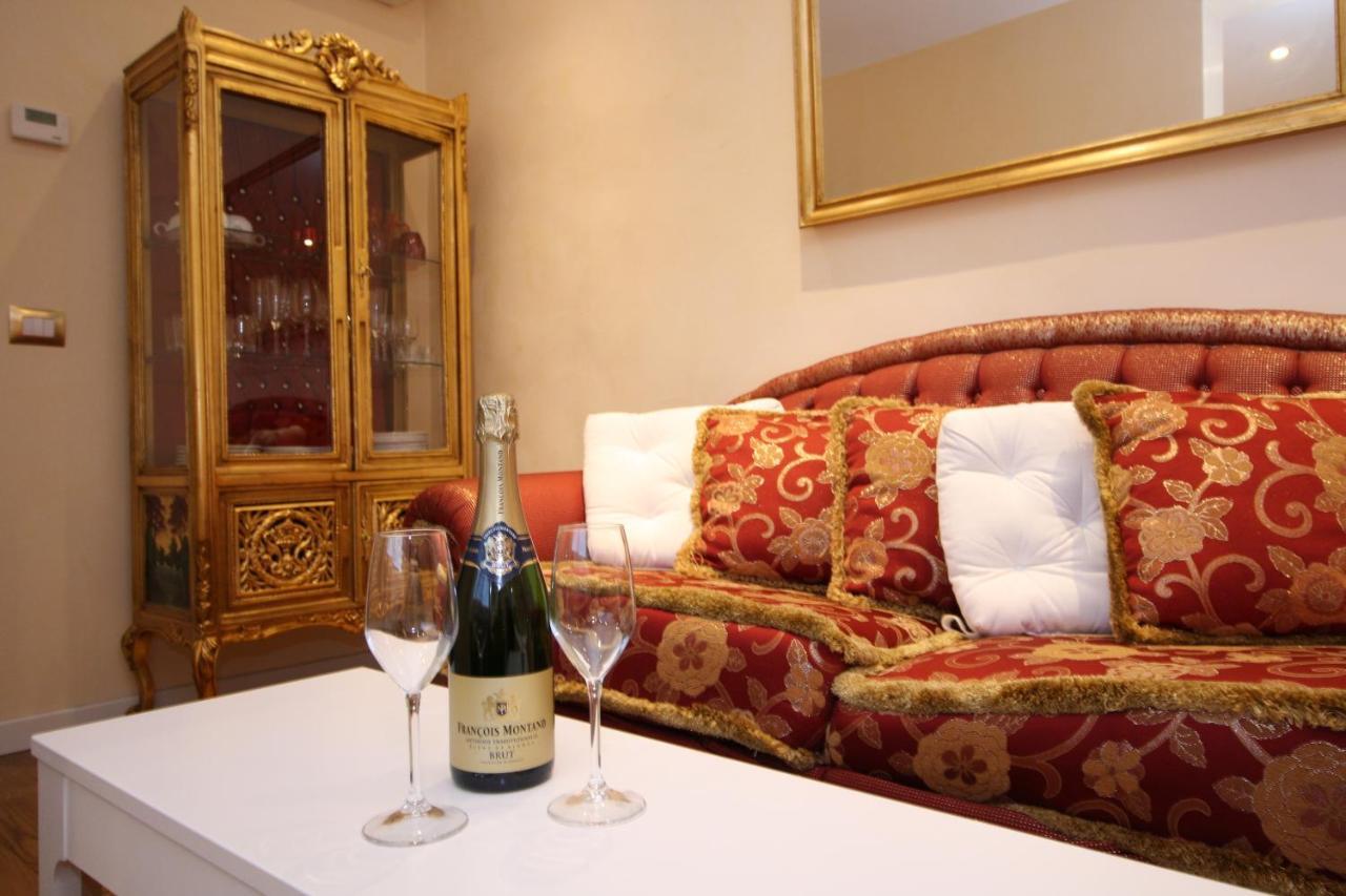 Homedoapartments Deluxe Terme Suite ฟลอเรนซ์ ภายนอก รูปภาพ
