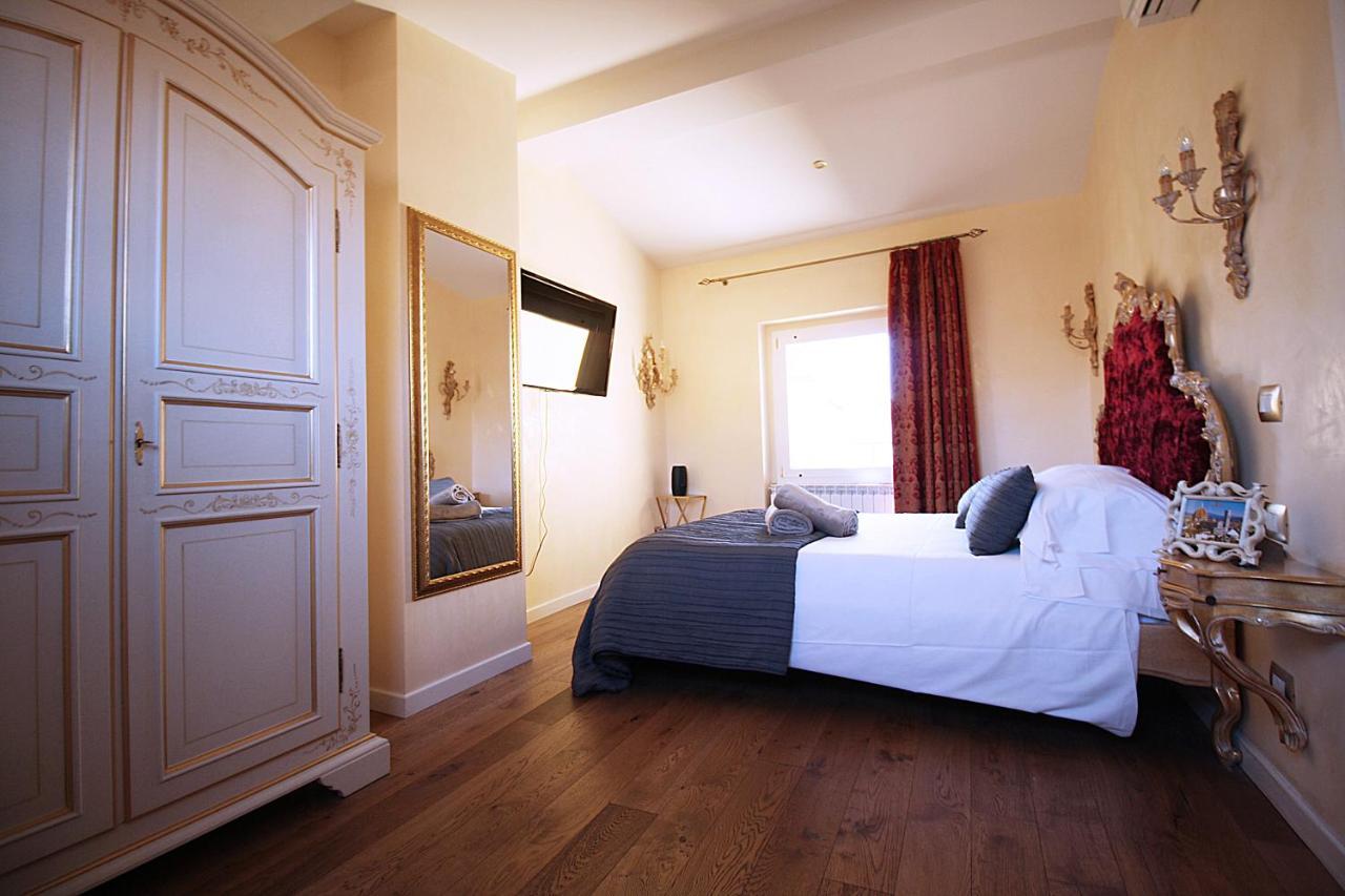Homedoapartments Deluxe Terme Suite ฟลอเรนซ์ ภายนอก รูปภาพ